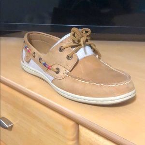 Sperry koifish thread wrap tan size 8